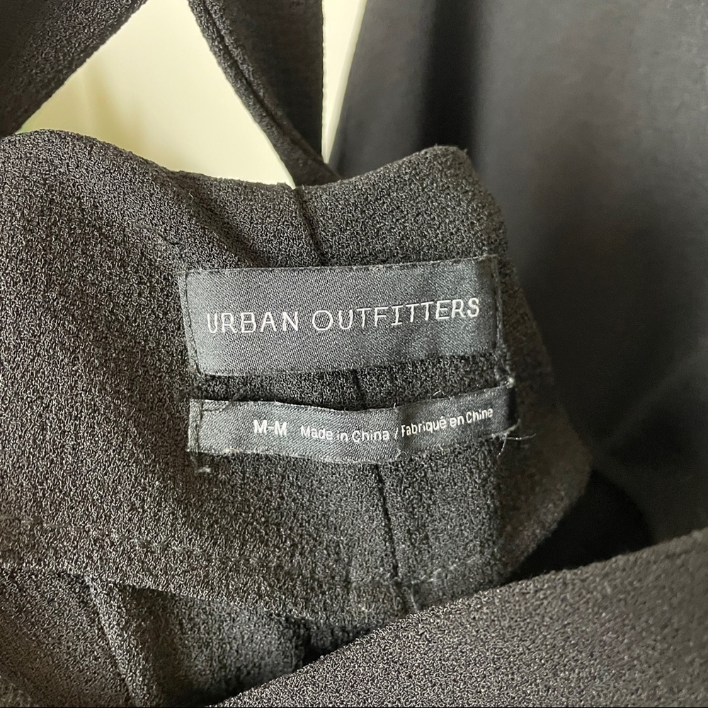 Urban Outfitters Black Jumpsuit Open Back Jumper M - Picture 8 of 10